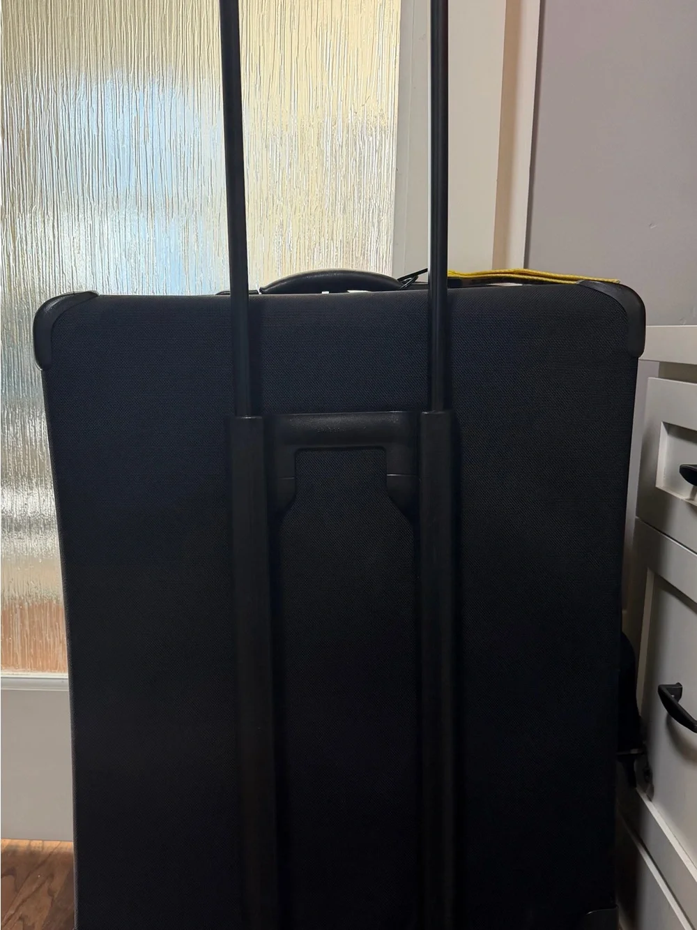Briggs & Riley Black Rolling Travel Case with Telescoping Handle